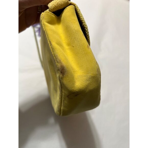 Vintage 1960s Yellow Suede & Fabric Handbag With Gold Clasp - Picture 9 of 16